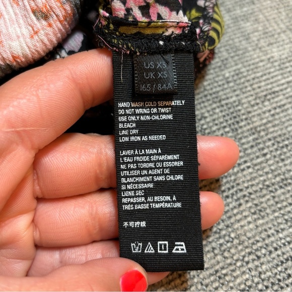 Hold On To Me Printed floral boho chic Top By Free People Size XS - Picture 10 of 13